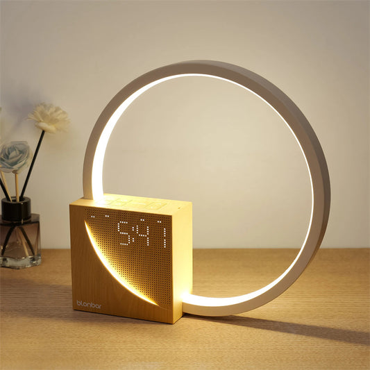 Moderne Nachttischlampe mit Weckerfunktion